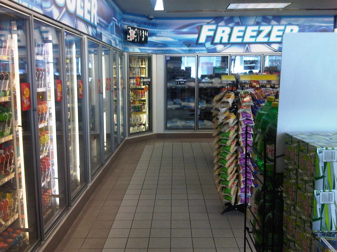 Walk In Freezers near Tampa FL - Commercial Refrigeration Manufacturers - IMG00008-20101214-1223